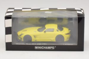 Mercedes SLS AMG GT3 Gul Minichamps 1:43 410113201 Metall — bild 4 av 4