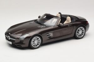 Mercedes SLS AMG Sepang Brown Minichamps 1:18 B66960080 Metall