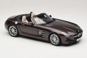 Mercedes SLS AMG Sepang Brown Minichamps 1:18 B66960080 Metall — bild 7 av 9