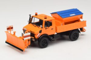 Mercedes Unimog 1300 L Snöplog Orange Minichamps 1:43 439033060 Metall