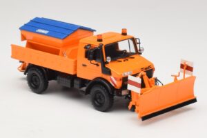 Mercedes Unimog 1300 L Snöplog Orange Minichamps 1:43 439033060 Metall — bild 4 av 6