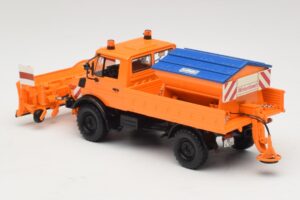 Mercedes Unimog 1300 L Snöplog Orange Minichamps 1:43 439033060 Metall — bild 5 av 6