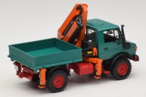 Mercedes Unimog 1300 L Tippbil med Lastkran Minichamps 1:43 439033000 Metall — bild 2 av 6
