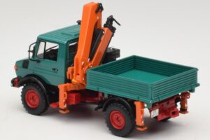 Mercedes Unimog 1300 L Tippbil med Lastkran Minichamps 1:43 439033000 Metall — bild 5 av 6