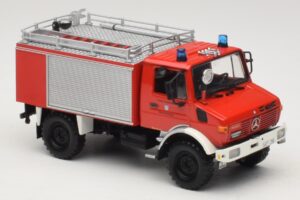 Mercedes Unimog 1300 L TLF 8/18 FF Oberammergau Minichamps 1:43 439033071 Metall — bild 4 av 6