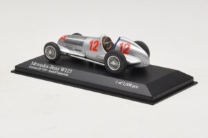 Mercedes W125 R. Caracciola German GP 1937 Minichamps 1:43 400370012 Metall — bild 3 av 3