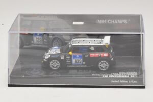 Mini Cooper Dörr Motorsport #139 Hahn / Holoch 24 Hours of Nürburgring 2011 Minichamps 1:43 437112139 Metall — bild 4 av 5