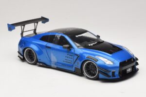 Nissan GT-R R35 Liberty Walk Work T2 Blåmetallic Solido 1:18 S1805801 Metall — bild 4 av 6