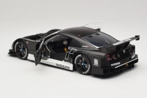 Nissan GT-R R35 Stealth Model Gran Turismo 5 AUTOart 1:18 81041 Metall — bild 5 av 9