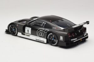 Nissan GT-R R35 Stealth Model Gran Turismo 5 AUTOart 1:18 81041 Metall — bild 7 av 9