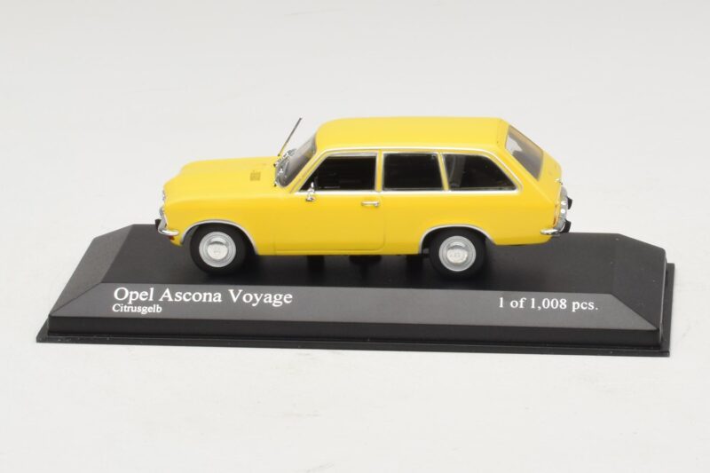 Opel Ascona A Voyage Gul Minichamps 1:43 Opel Ascona A Voyage Gul Minichamps 1:43 400045811 Metall