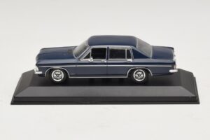 Opel Diplomat A Mörkblå Minichamps 1:43 DIPLOMAT001 Metall