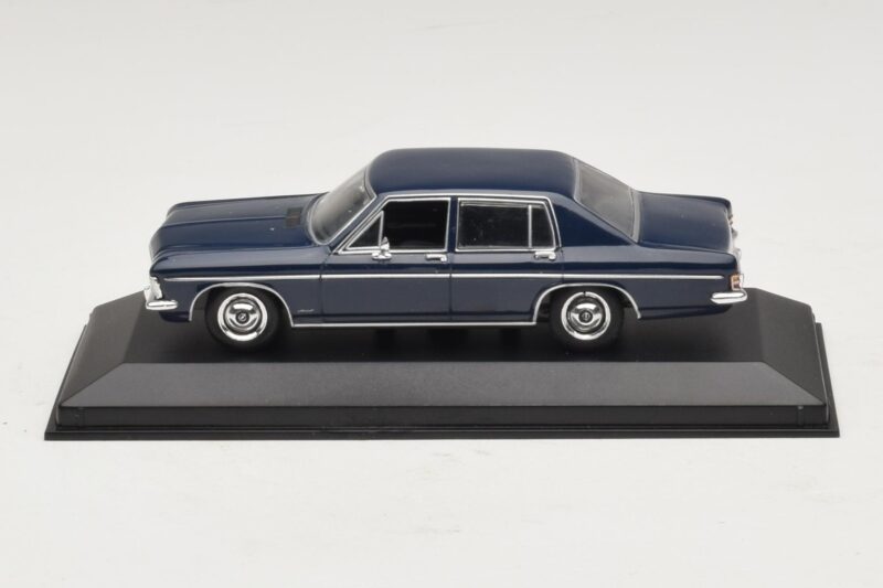 Opel Diplomat A Mörkblå Minichamps 1:43 DIPLOMAT001 Metall