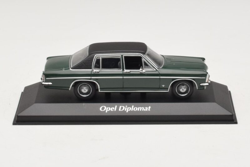 Opel Diplomat B Mörkgrön Maxichamps 1:43 940046070 Metall