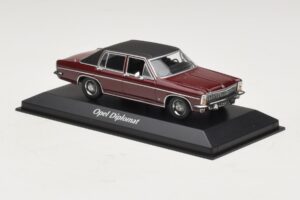 Opel Diplomat B Mörkröd Maxichamps 1:43 940046071 Metall — bild 3 av 4