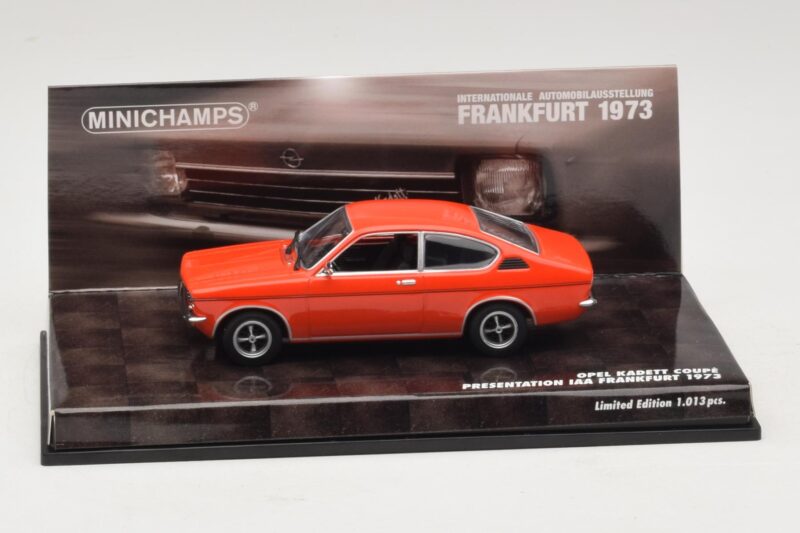Opel Kadett C Coupé Presentation IAA Frankfurt Röd Minichamps 1:43 436045620 Metall