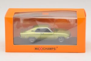 Opel Manta A Grön Metallic Maxichamps 1:43 940045501 Metall — bild 4 av 4