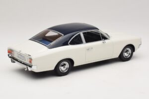 Opel Rekord C Coupé Vit Blå Minichamps 1:18 107047021 Resin — bild 2 av 6