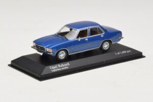 Opel Rekord D Blå Metallic Minichamps 1:43 400044002 Metall — bild 2 av 4