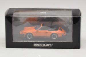 Porsche 911 930 Carrera Cabriolet Orange Minichamps 1:43 430062038 Metall — bild 4 av 4