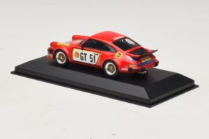 Porsche 911 934 #51 T. Hezemans Winner Nurburgring 1976 Minichamps 1:43 400766451 Metall — bild 3 av 4