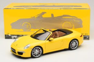 Porsche 911 991 Carrera S Cabriolet Gul Minichamps 1:18 100061031 Metall — bild 8 av 8
