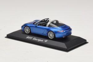 Porsche 911 991 Targa Blå Metallic Minichamps 1:43 WAP0200350E Metall — bild 3 av 4