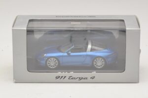 Porsche 911 991 Targa Blå Metallic Minichamps 1:43 WAP0200350E Metall — bild 4 av 4