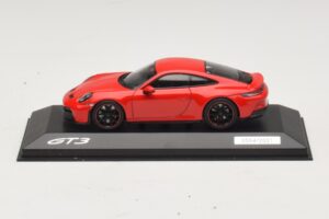 Porsche 911 992 GT3 Touring Röd Minichamps 1:43 WAP02012617-R1 Metall