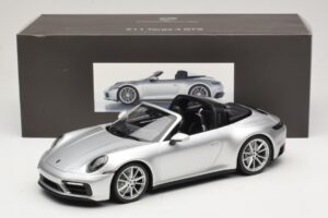 Porsche 911 992 Targa 4 GTS Silver Minichamps 1:18 WAP0211460RTRG Metall — bild 6 av 6
