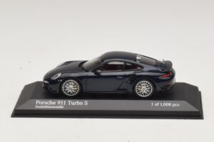 Porsche 911 996 Blå Metallic Minichamps 1:43 400061180 Metall