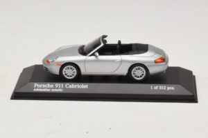 Porsche 911 996 Cabriolet Silver Metallic Minichamps 1:43 400061091 Metall