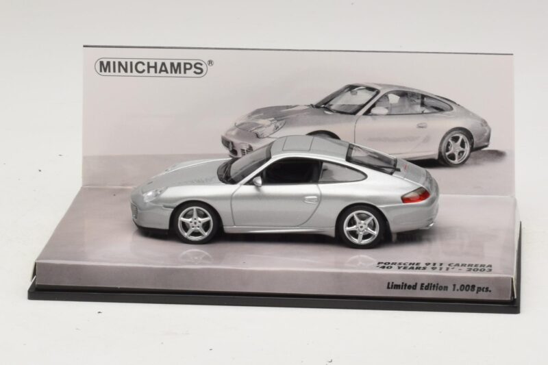 Porsche 911 996 Carrera 40-Årsjubileum Silver Minichamps 1:43 436061070 Metall