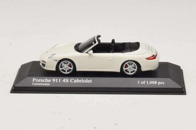 Porsche 911 997 Carrera 4S Cabriolet Vit Minichamps 1:43 Porsche 911 997 Carrera 4S Cabriolet Vit Minichamps 1:43 400066431 Metall