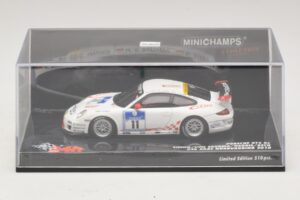 Porsche 911 997 GT3 RS #11 24 Hours Nurburgring 2010 Minichamps 1:43 437106711 Metall — bild 5 av 5