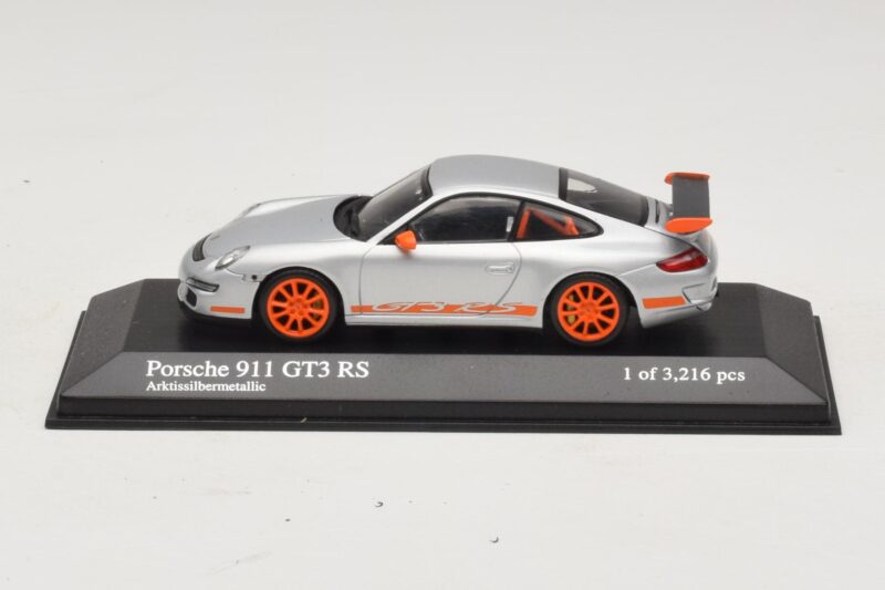 Porsche 911 997 GT3 RS Silver Minichamps 1:43 400066000 Metall