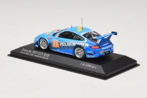 Porsche 911 997 GT3 RSR GT2 #77 M. Lieb / R. Lietz / W. Henzler 24 Hours of Le Mans 2010 Minichamps 1:43 410106977 Metall — bild 3 av 4