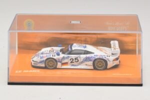 Porsche 911 GT1 #25 B. Wollek / T. Boutsen / H-J. Stuck 24 Hours of Le Mans 1996 Minichamps 1:43 403966625 Metall — bild 4 av 5