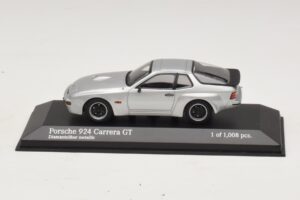 Porsche 924 Carrera GT Silver Minichamps 1:43 400066121 Metall