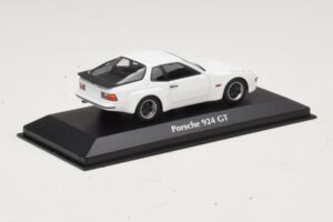 Porsche 924 GT Vit Maxichamps 1:43 940066121 Metall — bild 2 av 4