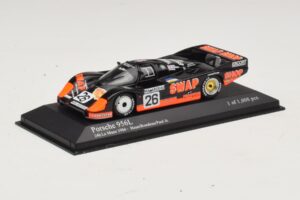Porsche 956L #26 T-Bird Swap Shop P. Henn / J. Rondeau 24 Hours of Le Mans 1984 Minichamps 1:43 430846526 Metall — bild 2 av 4