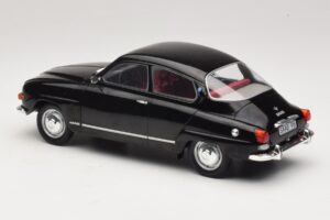 Saab 96 V4 Svart MCG 1:18 MCG18063 Metall — bild 5 av 6