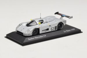 Sauber Mercedes C9 #63 J. Mass / M. Reuter / S. Dickens Winners 24 Hours of Le Mans 1989 Minichamps 1:43 B66041033 Metall — bild 2 av 5