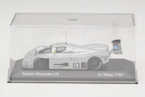 Sauber Mercedes C9 #63 J. Mass / M. Reuter / S. Dickens Winners 24 Hours of Le Mans 1989 Minichamps 1:43 B66041033 Metall — bild 4 av 5