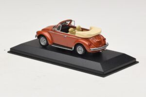 Volkswagen 1200 Cabriolet Hebmuller Röd Minichamps 1:43 430052032 Metall — bild 3 av 4