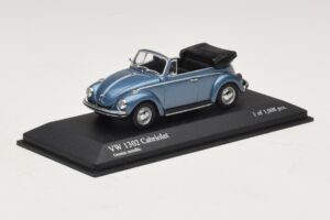 Volkswagen 1302 Cabriolet Blå Metallic Minichamps 1:43 430055042 Metall — bild 2 av 4