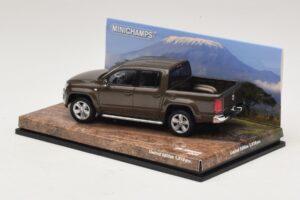 Volkswagen Amarok Brun Metallic Minichamps 1:43 436058361 Metall — bild 3 av 5