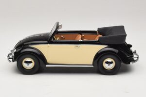 Volkswagen Beetle Cabriolet Svart Creme Minichamps 1:18 107054131 Resin — bild 3 av 6