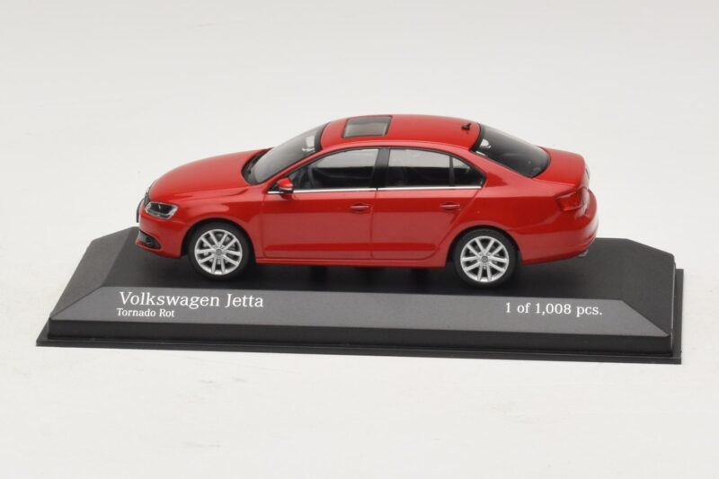 Volkswagen Jetta Mk6 Röd Minichamps 1:43 400059001 Metall