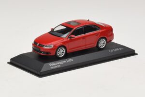 Volkswagen Jetta Mk6 Röd Minichamps 1:43 400059001 Metall — bild 2 av 4